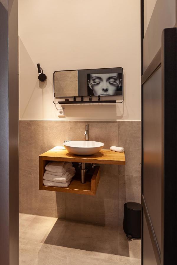 Hotel Julien 's-Hertogenbosch  Luaran gambar